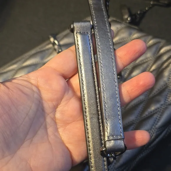 Dkny Lara Rounded Medium Chain Strap - Picture 4 of 11